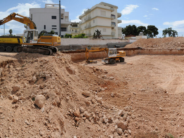 Ellinicon 3: Εκσκαφές - Foundation excavation